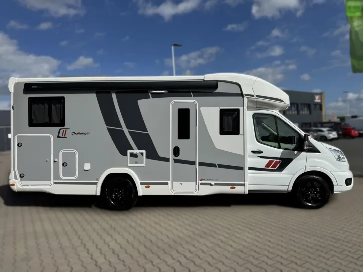 Fahrzeugbild Challenger Teilintegriert Graphite Edition 317 Drive 2026 #3