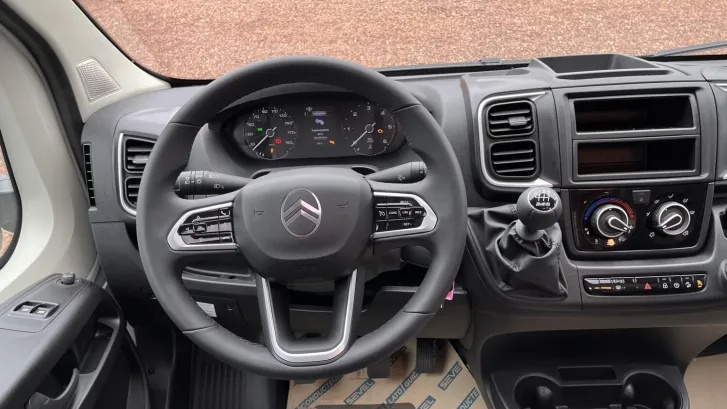 Fahrzeugbild Sunlight V 66 BESONDERS HOHE ZULADUNG #15