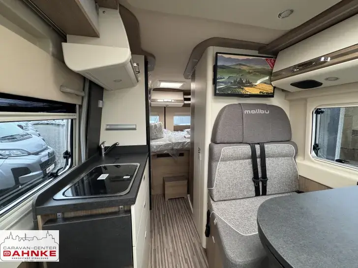 Fahrzeugbild Malibu Van Comfort 600 DB charming GT skyview Dieselheizung, Automatik #7