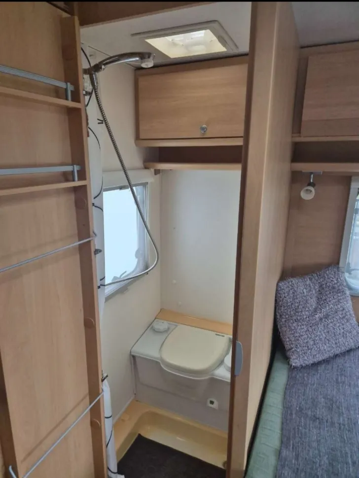 Fahrzeugbild Dethleffs Camper 340 F HK #4