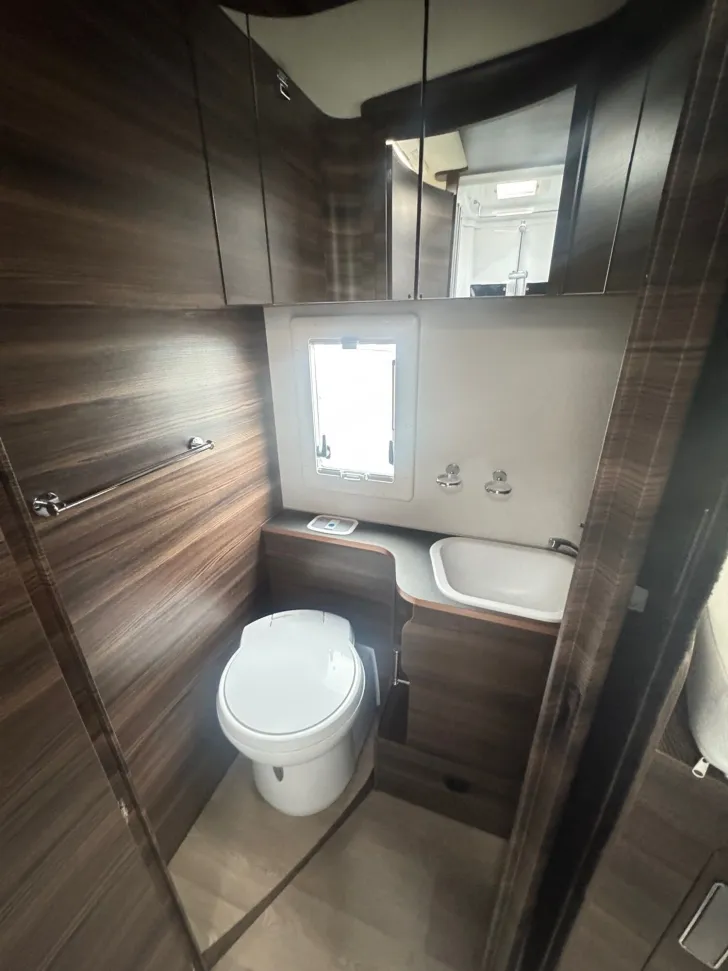 Fahrzeugbild Laika Ecovip L 4009 #14