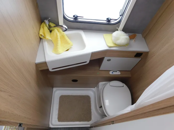 Fahrzeugbild Dethleffs Aero 410 QS über 8000,-  Preisvorteil !!! #15