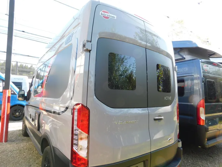 Fahrzeugbild Bürstner Lineo C 550 Markise, Combi6D/E, AWT iso+beheizt #4