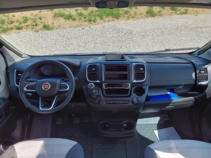 Fahrzeugbild Sunlight Adventure Cliff 640 Dieselheizung, LED-Scheinw. #5