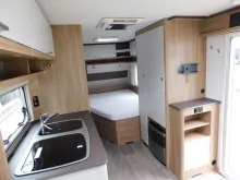 Fahrzeugbild Bürstner Premio 460 TS IC-Line, Klima, Kombidose, 1700KG #10