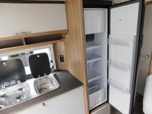 Fahrzeugbild Bürstner Premio 460 TS IC-Line, Klima, Kombidose, 1700KG #12