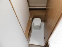 Fahrzeugbild Bürstner Premio 460 TS IC-Line, Klima, Kombidose, 1700KG #15