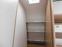 Fahrzeugbild Bürstner Premio 460 TS IC-Line, Klima, Kombidose, 1700KG #16