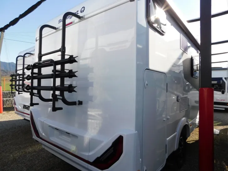 Fahrzeugbild Sunlight A 68 Markise, Radträger, 90L Dieseltank #6