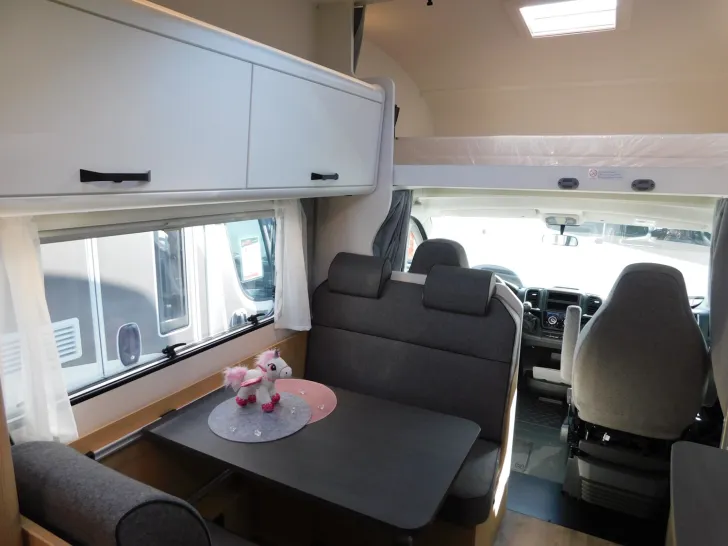 Fahrzeugbild Sunlight A 68 Markise, Radträger, 90L Dieseltank #11