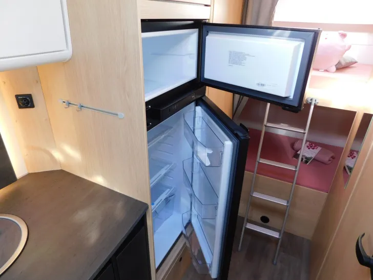 Fahrzeugbild Sunlight A 68 Markise, Radträger, 90L Dieseltank #15