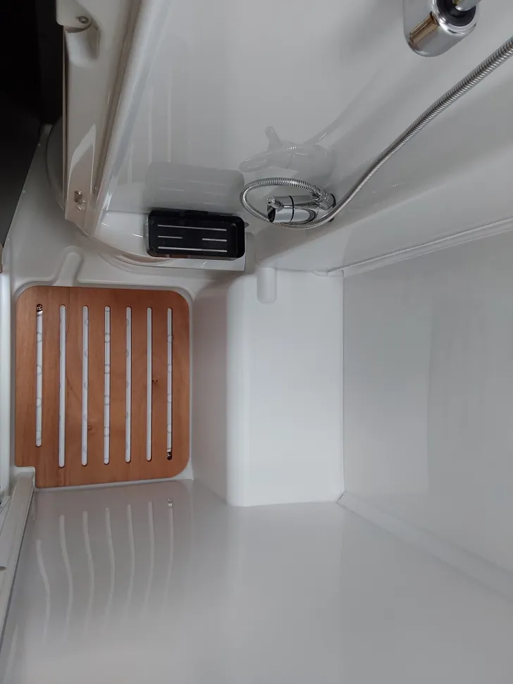 Fahrzeugbild Sunlight Adventure T 67 Hubbett, AWT iso., 450KG Zuladung #15