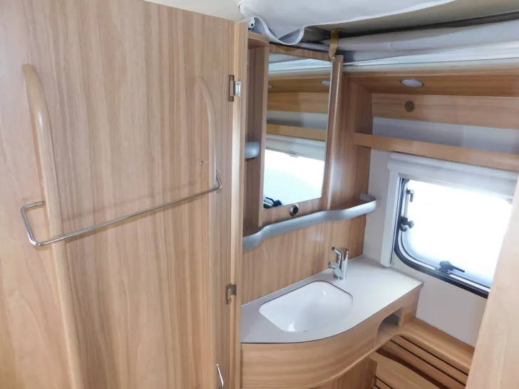 Fahrzeugbild Hymer Eriba Eriba Touring Triton 430 Touring Silver Edition #15