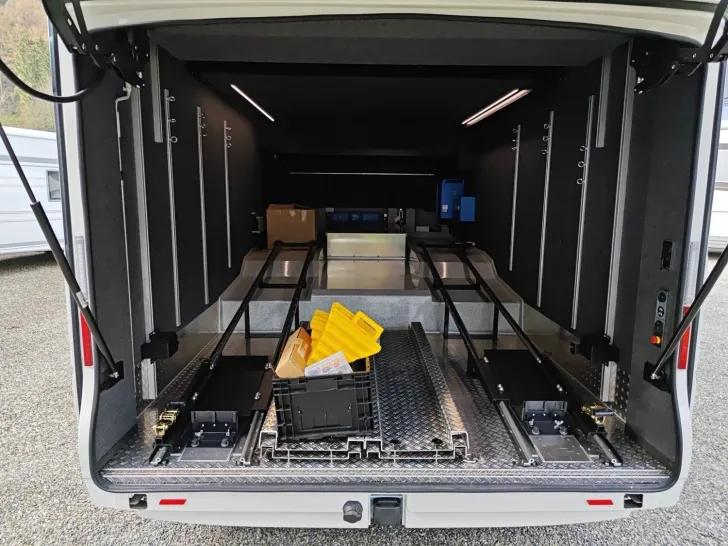 Fahrzeugbild Morelo Grand Empire 120 GSO Slide Out #24