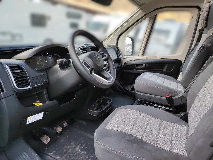 Fahrzeugbild Pössl Summit Prime 600 Citroen 140 PS SIE SPAREN 7424 #7