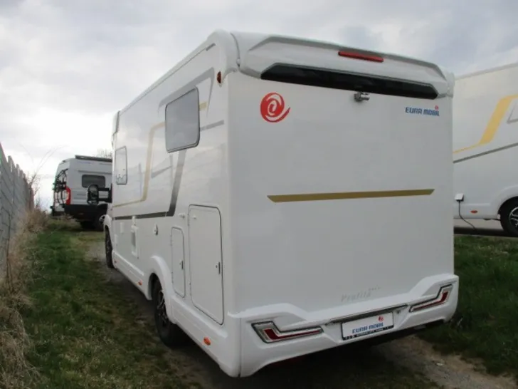 Fahrzeugbild Eura Mobil Profila T 660 EB Weihnachts Spezial #5