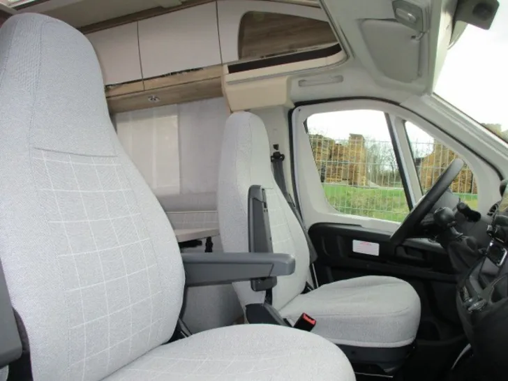 Fahrzeugbild Eura Mobil Profila T 660 EB Weihnachts Spezial #22