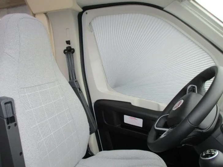 Fahrzeugbild Eura Mobil Profila T 660 EB Weihnachts Spezial #26