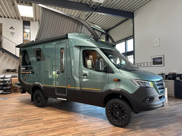 Fahrzeugbild Hymer Venture S Mercedes Angebot des Monats !! #1