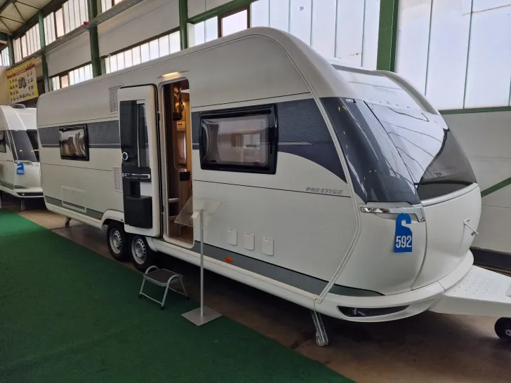 Fahrzeugbild Hobby Prestige 660 WFC #1