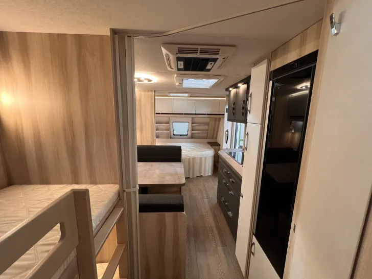 Fahrzeugbild Hobby De Luxe 545 KMF - Modell 2024 #13