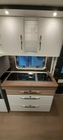 Fahrzeugbild Hobby Excellent Edition 560 KMFe -Kinderbett 3-stöckig #6