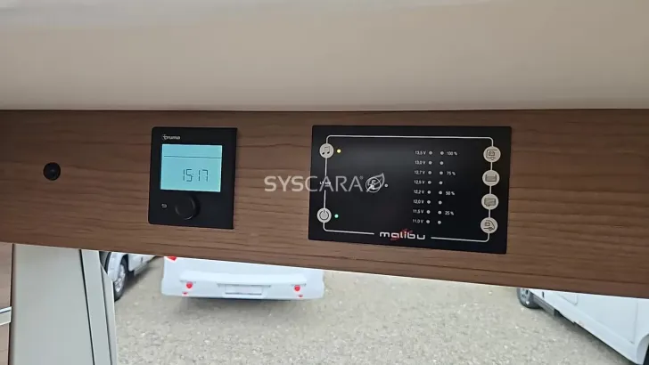 Fahrzeugbild Malibu Van comfort 600 DB Navi-Bullaugen #16