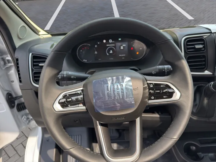 Fahrzeugbild Malibu T 430 KB LE lightweight Fiat #10
