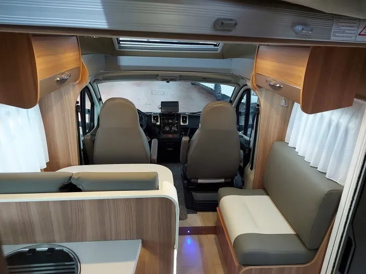 Fahrzeugbild Chausson Titanium 728 EB #5