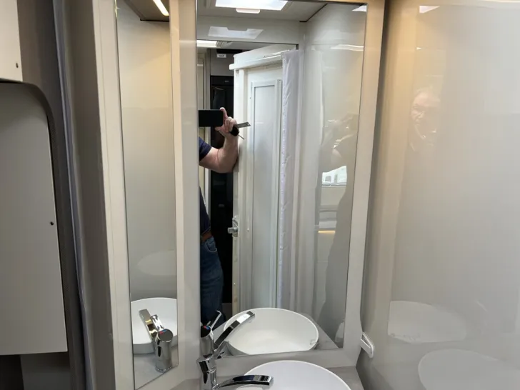 Fahrzeugbild Etrusco T 6900 SB #10