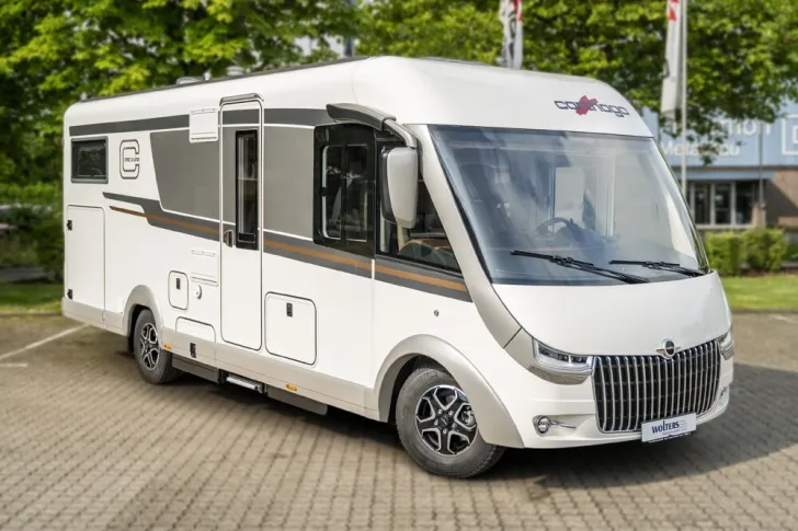 Fahrzeugbild Carthago chic c-line I 4.9 LE #2