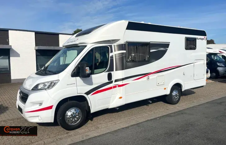 Fahrzeugbild Sunlight T 66 #1