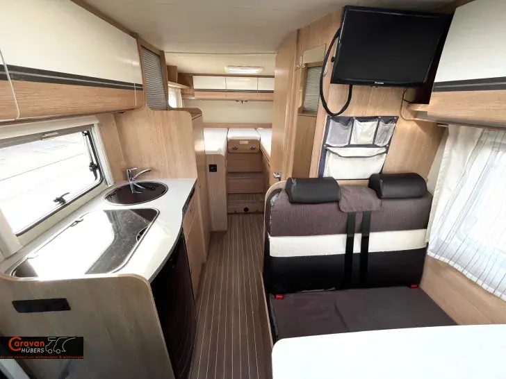 Fahrzeugbild Sunlight T 66 #3