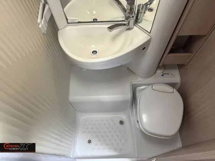 Fahrzeugbild Sunlight T 66 #8