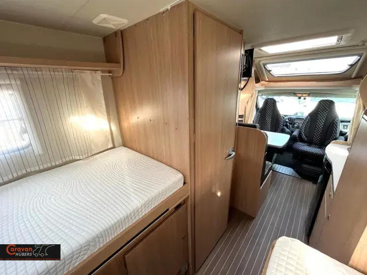 Fahrzeugbild Sunlight T 66 #17