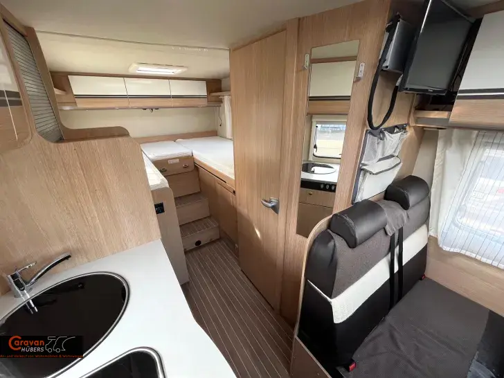 Fahrzeugbild Sunlight T 66 #32