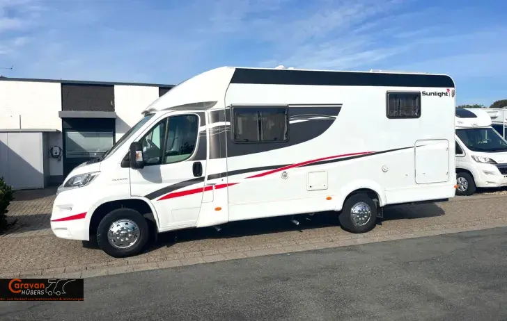 Fahrzeugbild Sunlight T 66 #38