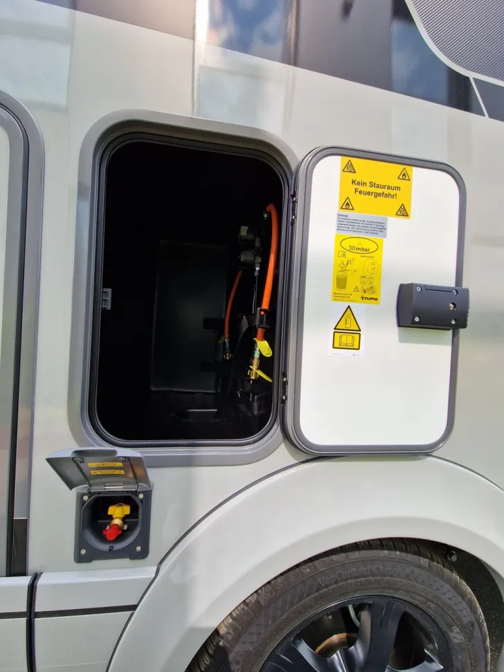 Fahrzeugbild Niesmann + Bischoff iSmove 6.9 E #11