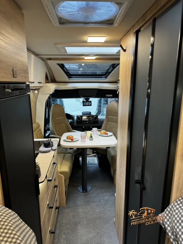 Fahrzeugbild Eura Mobil Xtura 686 EF 4x4 #23