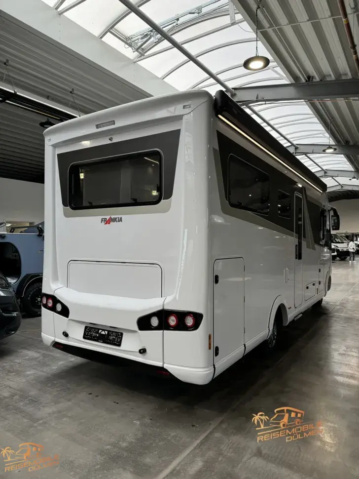 Fahrzeugbild Frankia M-Line I 7400 Plus MBUX Solar #8