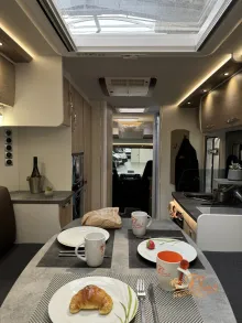 Fahrzeugbild Frankia M-Line I 7400 Plus MBUX Solar #11