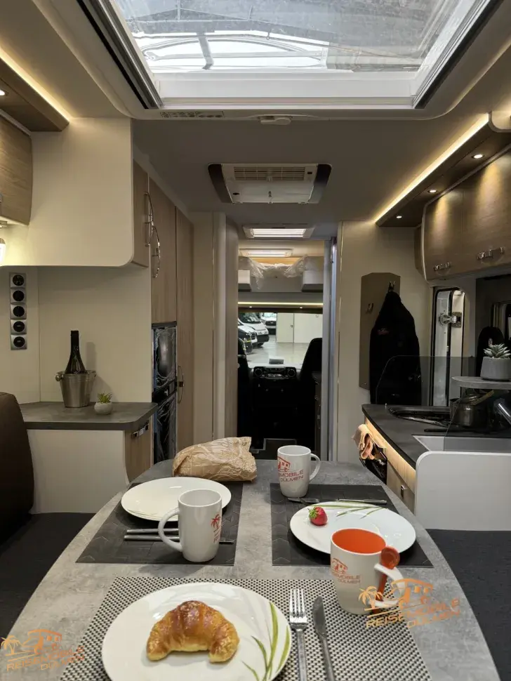 Fahrzeugbild Frankia M-Line I 7400 Plus MBUX Solar #11