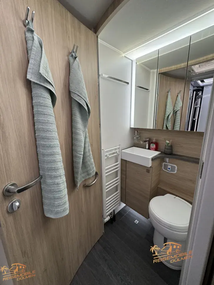 Fahrzeugbild Frankia M-Line I 7400 Plus MBUX Solar #18