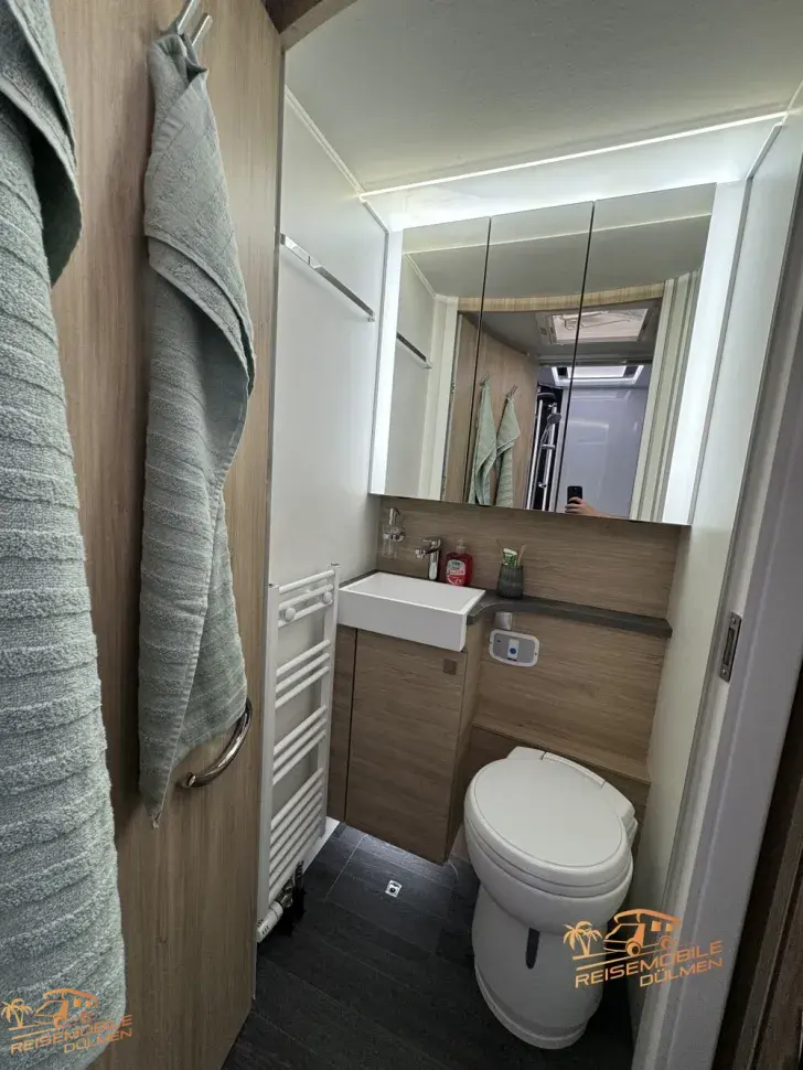 Fahrzeugbild Frankia M-Line I 7400 Plus MBUX Solar #19