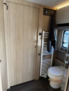 Fahrzeugbild Morelo Loft Premium 83 L 4xSolar Hubstütze #24