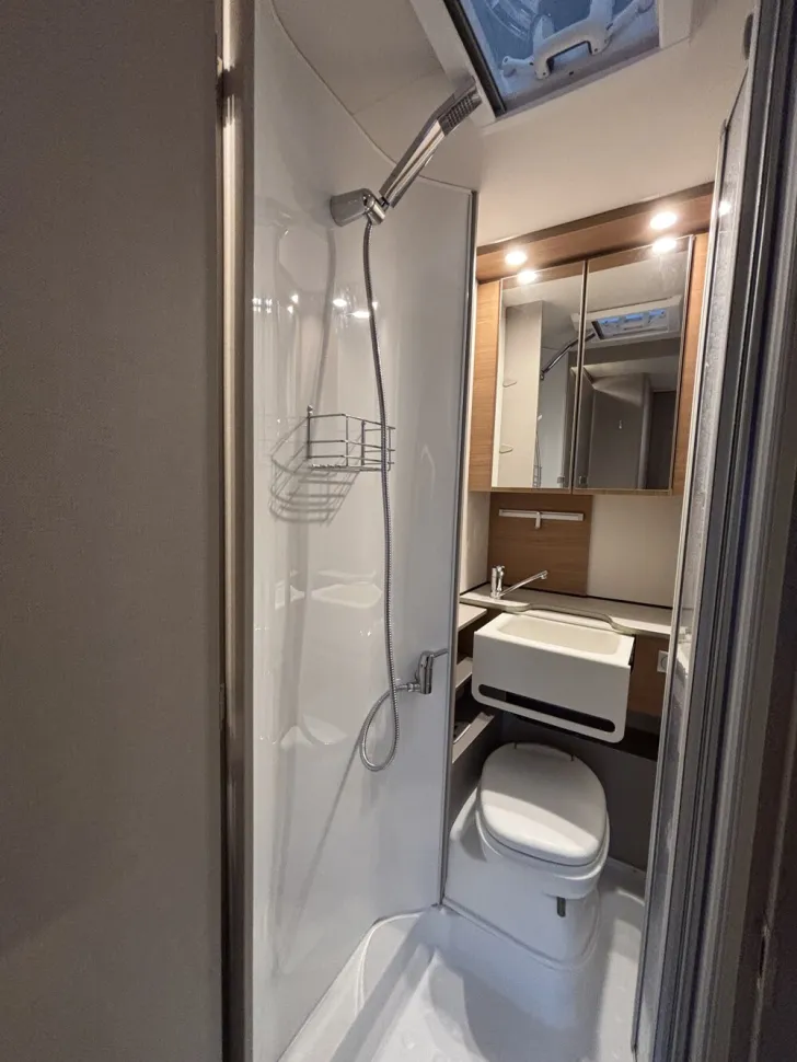 Fahrzeugbild Bürstner Averso 465 TS #15