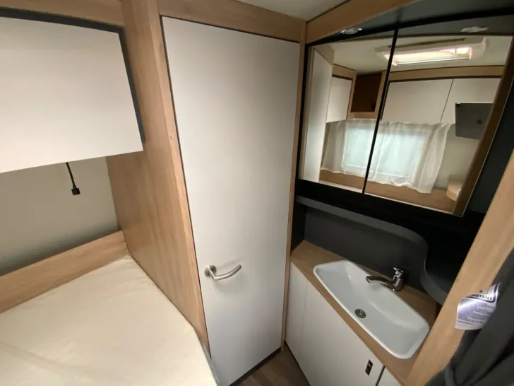 Fahrzeugbild Knaus Sport 450 FU #11