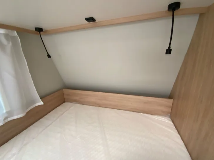 Fahrzeugbild Knaus Sport 450 FU #13