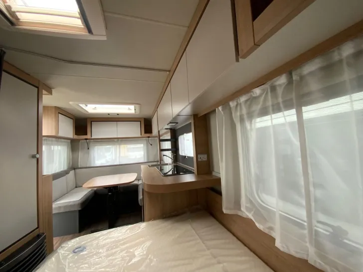 Fahrzeugbild Knaus Sport 450 FU #14