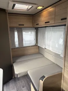 Fahrzeugbild Weinsberg CaraOne 390 QD MJ 2026! 1.350kg, Insektentür #9